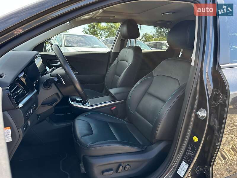 Позашляховик / Кросовер Kia Niro 2020 в Львові фото 30 Позашляховик / Кросовер Kia Niro 2020 в Львові