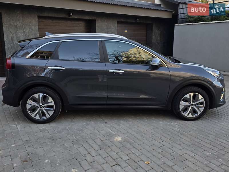 Внедорожник / Кроссовер Kia Niro 2020 в Тернополе