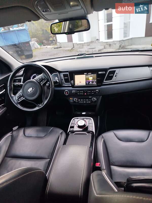 Внедорожник / Кроссовер Kia Niro 2019 в Львове фото 19 Внедорожник / Кроссовер Kia Niro 2019 в Львове