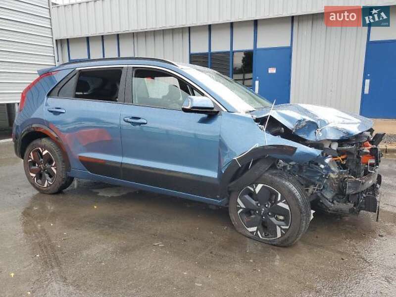 Внедорожник / Кроссовер Kia Niro 2024 в 