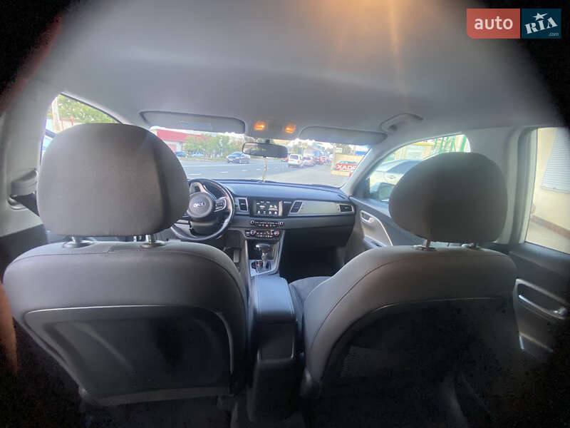 Внедорожник / Кроссовер Kia Niro 2019 в Черноморске фото 11 Внедорожник / Кроссовер Kia Niro 2019 в Черноморске