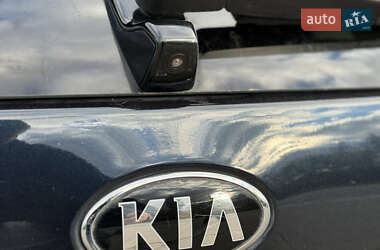 Внедорожник / Кроссовер Kia Niro 2020 в 