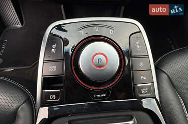 Внедорожник / Кроссовер Kia Niro 2020 в 