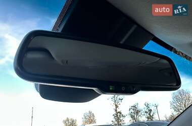 Позашляховик / Кросовер Kia Niro 2020 в  фото 12 Позашляховик / Кросовер Kia Niro 2020 в