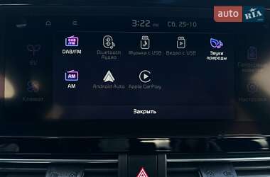 Позашляховик / Кросовер Kia Niro 2020 в  фото 65 Позашляховик / Кросовер Kia Niro 2020 в