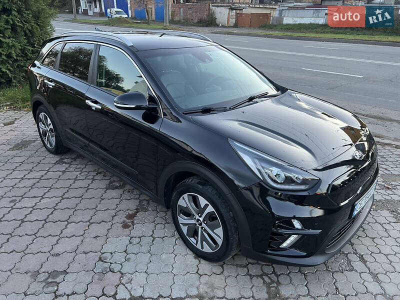 Внедорожник / Кроссовер Kia Niro 2019 в Черновцах фото 7 Внедорожник / Кроссовер Kia Niro 2019 в Черновцах
