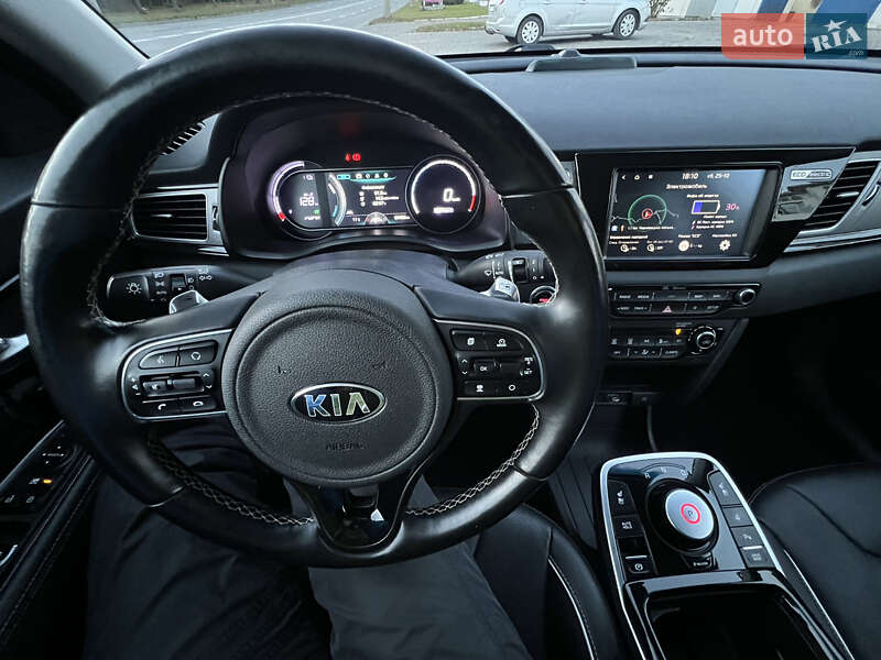 Внедорожник / Кроссовер Kia Niro 2019 в Черновцах фото 6 Внедорожник / Кроссовер Kia Niro 2019 в Черновцах