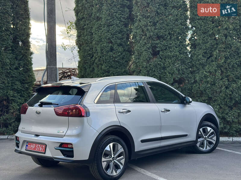 Позашляховик / Кросовер Kia Niro 2021 в Тернополі фото 10 Позашляховик / Кросовер Kia Niro 2021 в Тернополі