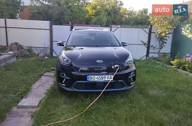 Позашляховик / Кросовер Kia Niro 2019 в  фото 4 Позашляховик / Кросовер Kia Niro 2019 в