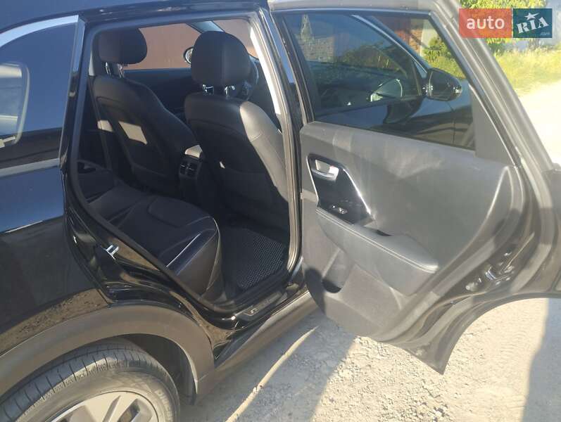 Внедорожник / Кроссовер Kia Niro 2019 в Хмельницком