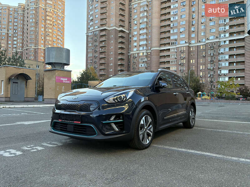 Внедорожник / Кроссовер Kia Niro 2020 в Киеве