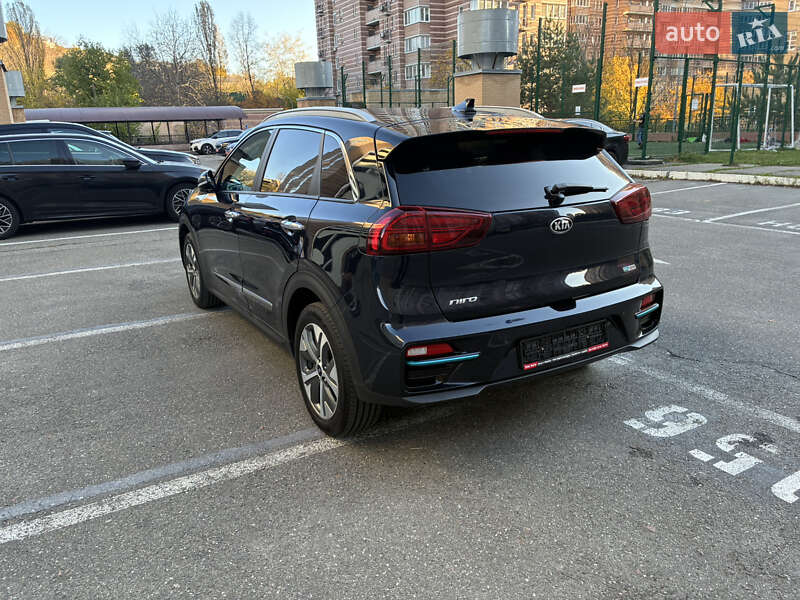 Внедорожник / Кроссовер Kia Niro 2020 в Киеве