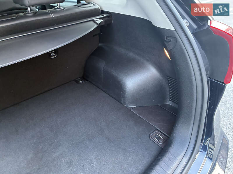 Внедорожник / Кроссовер Kia Niro 2020 в Киеве