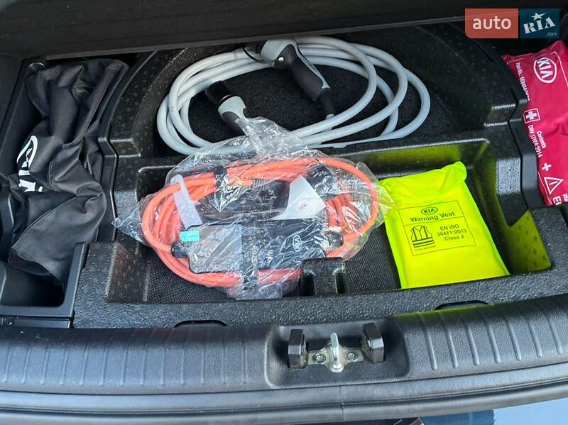 Внедорожник / Кроссовер Kia Niro 2020 в Киеве