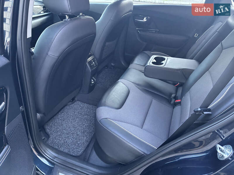 Внедорожник / Кроссовер Kia Niro 2020 в Киеве