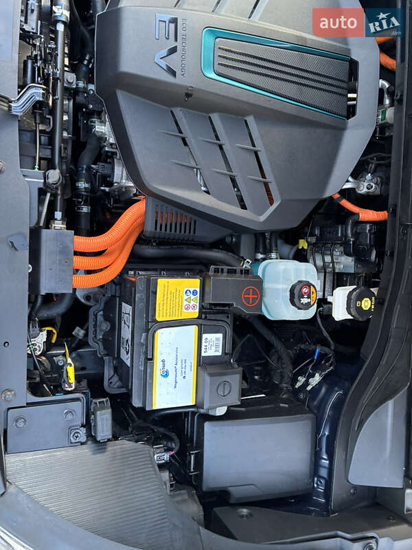 Внедорожник / Кроссовер Kia Niro 2020 в Киеве