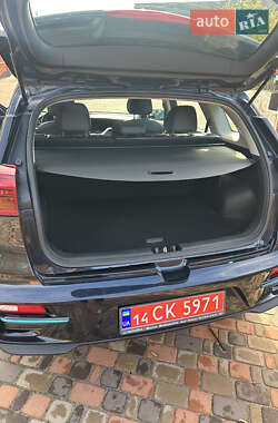 Внедорожник / Кроссовер Kia Niro 2020 в 