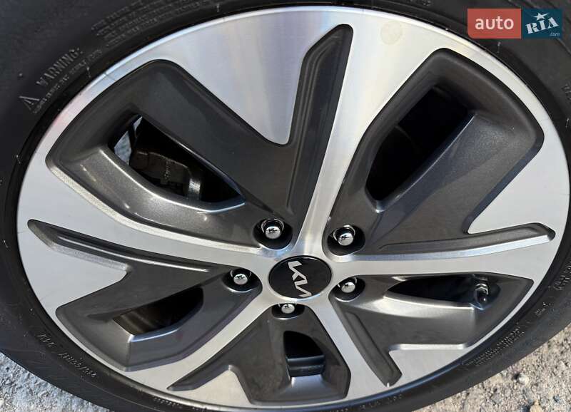 Внедорожник / Кроссовер Kia Niro 2022 в Львове