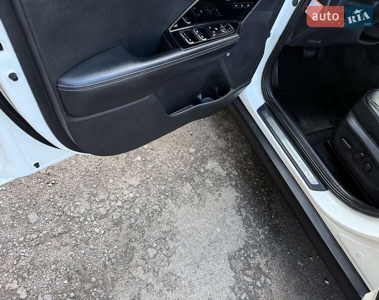 Внедорожник / Кроссовер Kia Niro 2022 в Львове