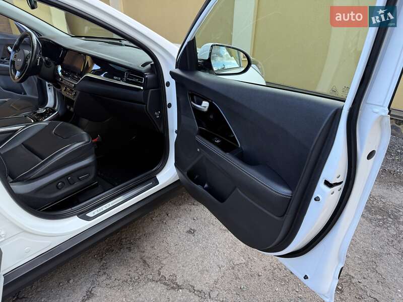 Внедорожник / Кроссовер Kia Niro 2022 в Львове