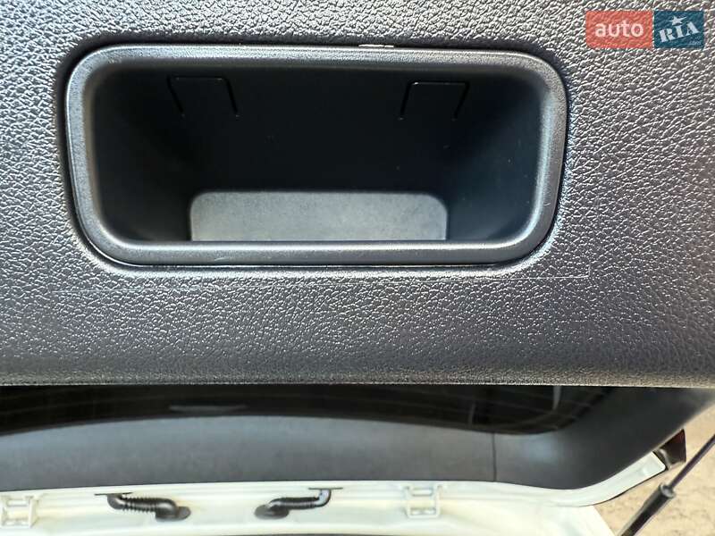 Внедорожник / Кроссовер Kia Niro 2022 в Львове