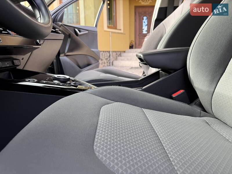 Позашляховик / Кросовер Kia Niro 2022 в Львові