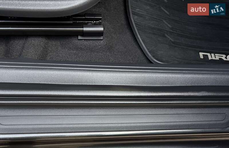 Позашляховик / Кросовер Kia Niro 2022 в Львові