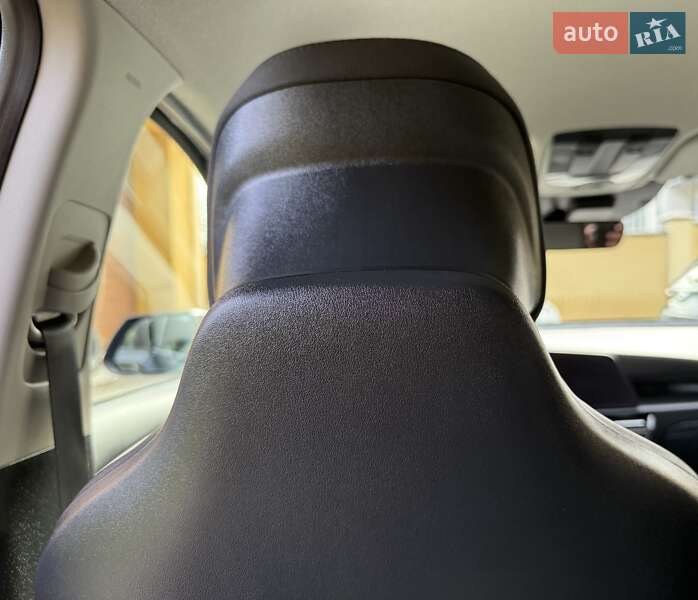 Позашляховик / Кросовер Kia Niro 2022 в Львові