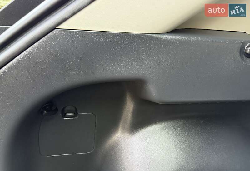 Позашляховик / Кросовер Kia Niro 2022 в Львові