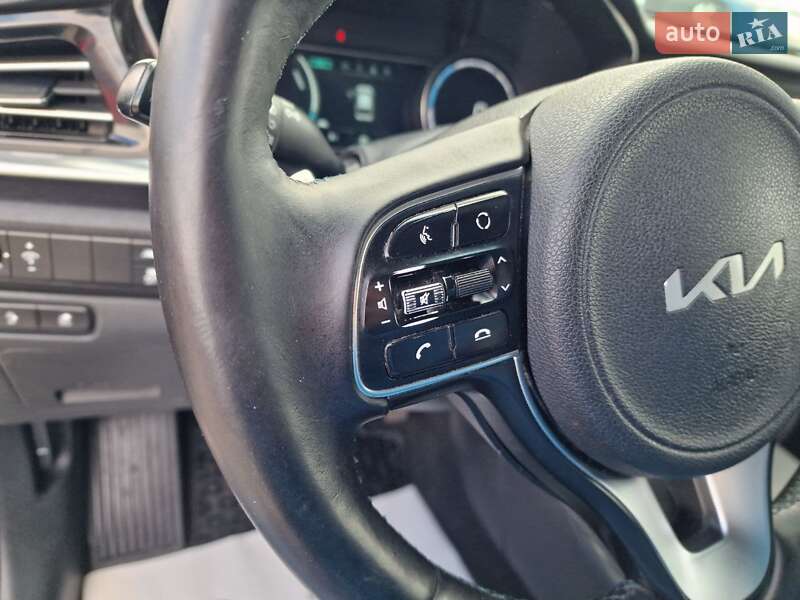 Позашляховик / Кросовер Kia Niro 2022 в Вінниці