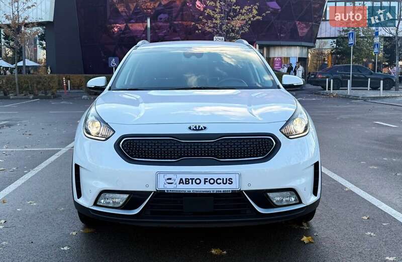 Внедорожник / Кроссовер Kia Niro 2017 в Киеве фото 3 Внедорожник / Кроссовер Kia Niro 2017 в Киеве