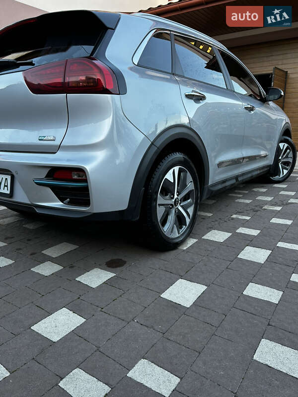 Внедорожник / Кроссовер Kia Niro 2020 в Трускавце фото 4 Внедорожник / Кроссовер Kia Niro 2020 в Трускавце