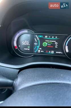 Позашляховик / Кросовер Kia Niro 2019 в  фото 17 Позашляховик / Кросовер Kia Niro 2019 в