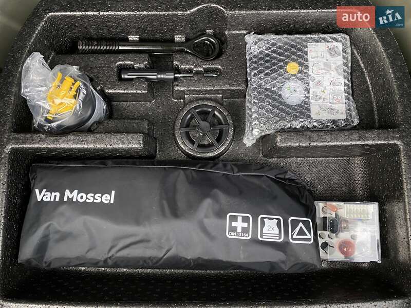 Внедорожник / Кроссовер Kia Niro 2020 в Львове фото 69 Внедорожник / Кроссовер Kia Niro 2020 в Львове