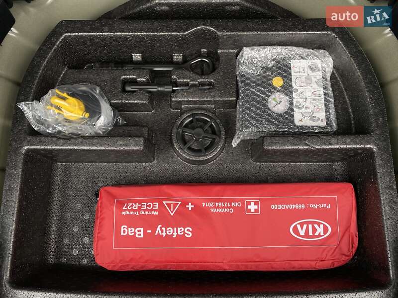 Внедорожник / Кроссовер Kia Niro 2020 в Львове фото 57 Внедорожник / Кроссовер Kia Niro 2020 в Львове