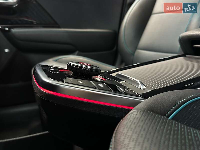 Внедорожник / Кроссовер Kia Niro 2020 в Львове фото 15 Внедорожник / Кроссовер Kia Niro 2020 в Львове