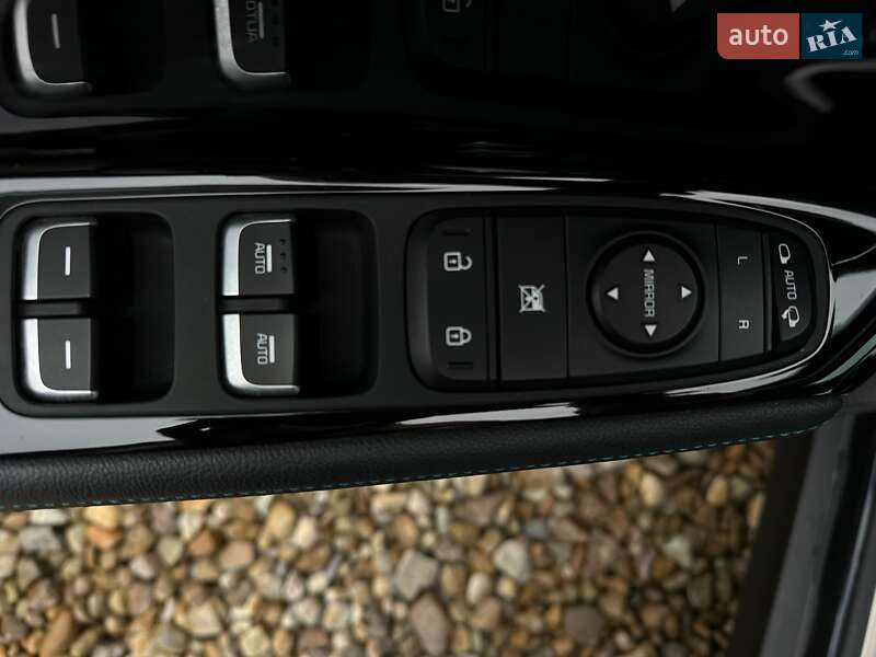 Внедорожник / Кроссовер Kia Niro 2020 в Львове фото 36 Внедорожник / Кроссовер Kia Niro 2020 в Львове