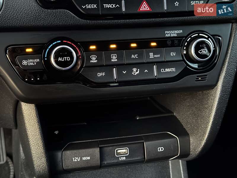 Внедорожник / Кроссовер Kia Niro 2019 в Тернополе