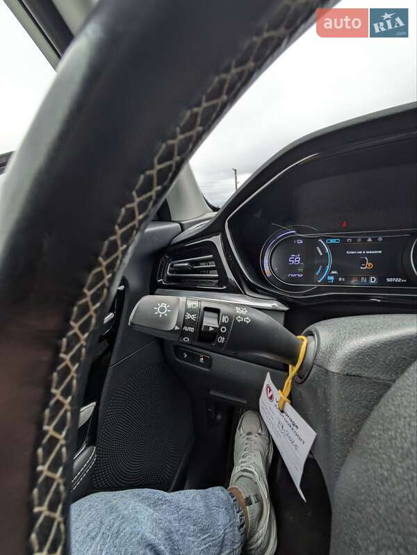 Внедорожник / Кроссовер Kia Niro 2021 в Львове