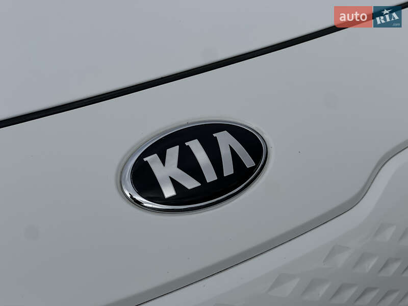 Позашляховик / Кросовер Kia Niro 2021 в Луцьку фото 15 Позашляховик / Кросовер Kia Niro 2021 в Луцьку