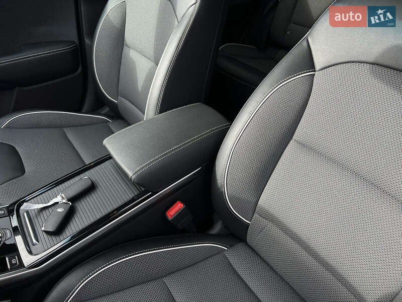 Позашляховик / Кросовер Kia Niro 2021 в Луцьку фото 31 Позашляховик / Кросовер Kia Niro 2021 в Луцьку
