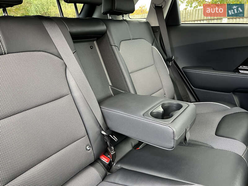 Позашляховик / Кросовер Kia Niro 2021 в Луцьку фото 42 Позашляховик / Кросовер Kia Niro 2021 в Луцьку