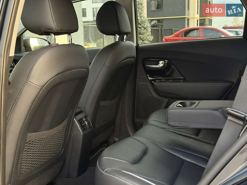 Внедорожник / Кроссовер Kia Niro 2021 в Киеве