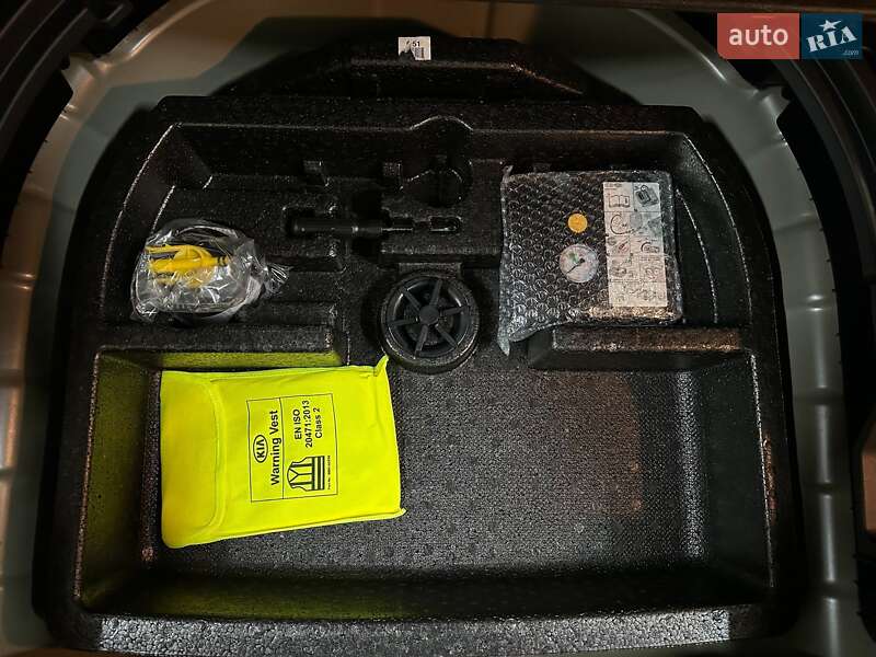 Внедорожник / Кроссовер Kia Niro 2022 в Львове фото 77 Внедорожник / Кроссовер Kia Niro 2022 в Львове