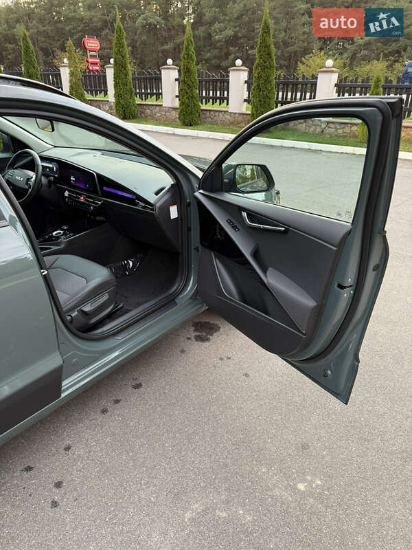 Внедорожник / Кроссовер Kia Niro 2023 в Киеве