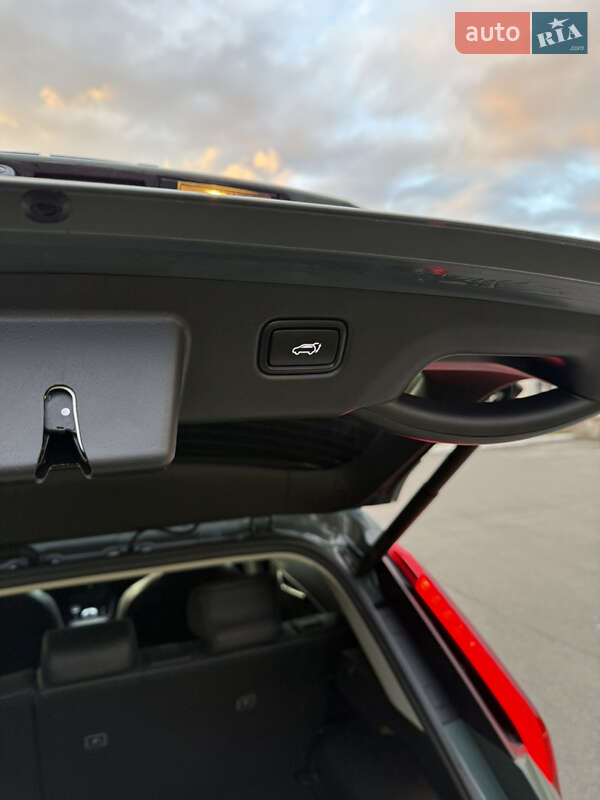 Внедорожник / Кроссовер Kia Niro 2023 в Киеве