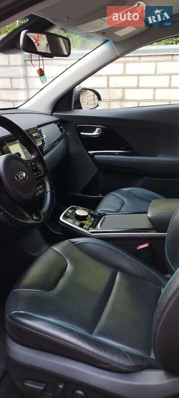 Внедорожник / Кроссовер Kia Niro 2019 в Житомире фото 15 Внедорожник / Кроссовер Kia Niro 2019 в Житомире