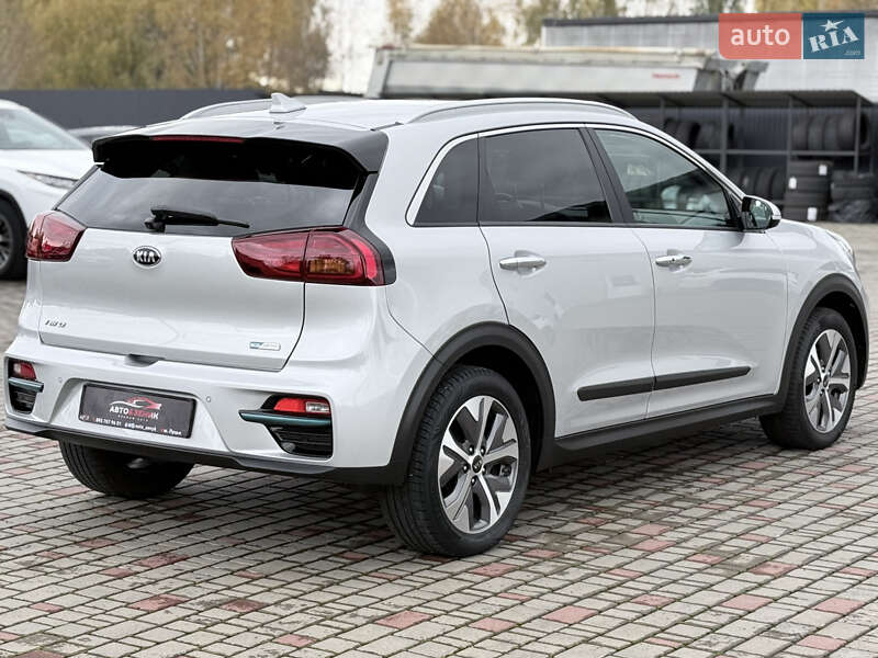 Внедорожник / Кроссовер Kia Niro 2020 в Луцке фото 5 Внедорожник / Кроссовер Kia Niro 2020 в Луцке