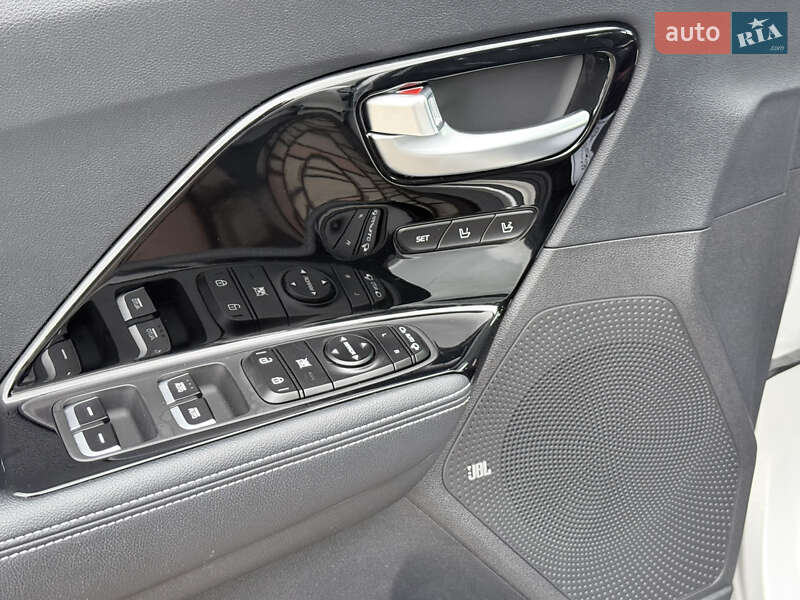 Внедорожник / Кроссовер Kia Niro 2020 в Луцке фото 16 Внедорожник / Кроссовер Kia Niro 2020 в Луцке