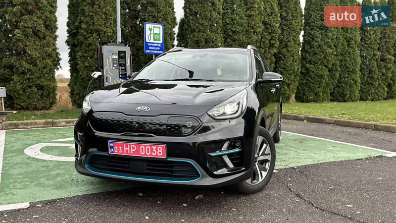 Внедорожник / Кроссовер Kia Niro 2020 в Млинове